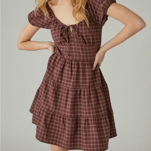 Lucky Brand Dresses & Skirts - Lucky Brand Cap Sleeve Tiered Plaid Dress